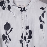 Load image into Gallery viewer, White and Black Printed Kurta In Linen
