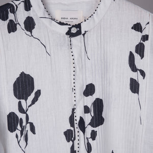 White and Black Printed Kurta In Linen