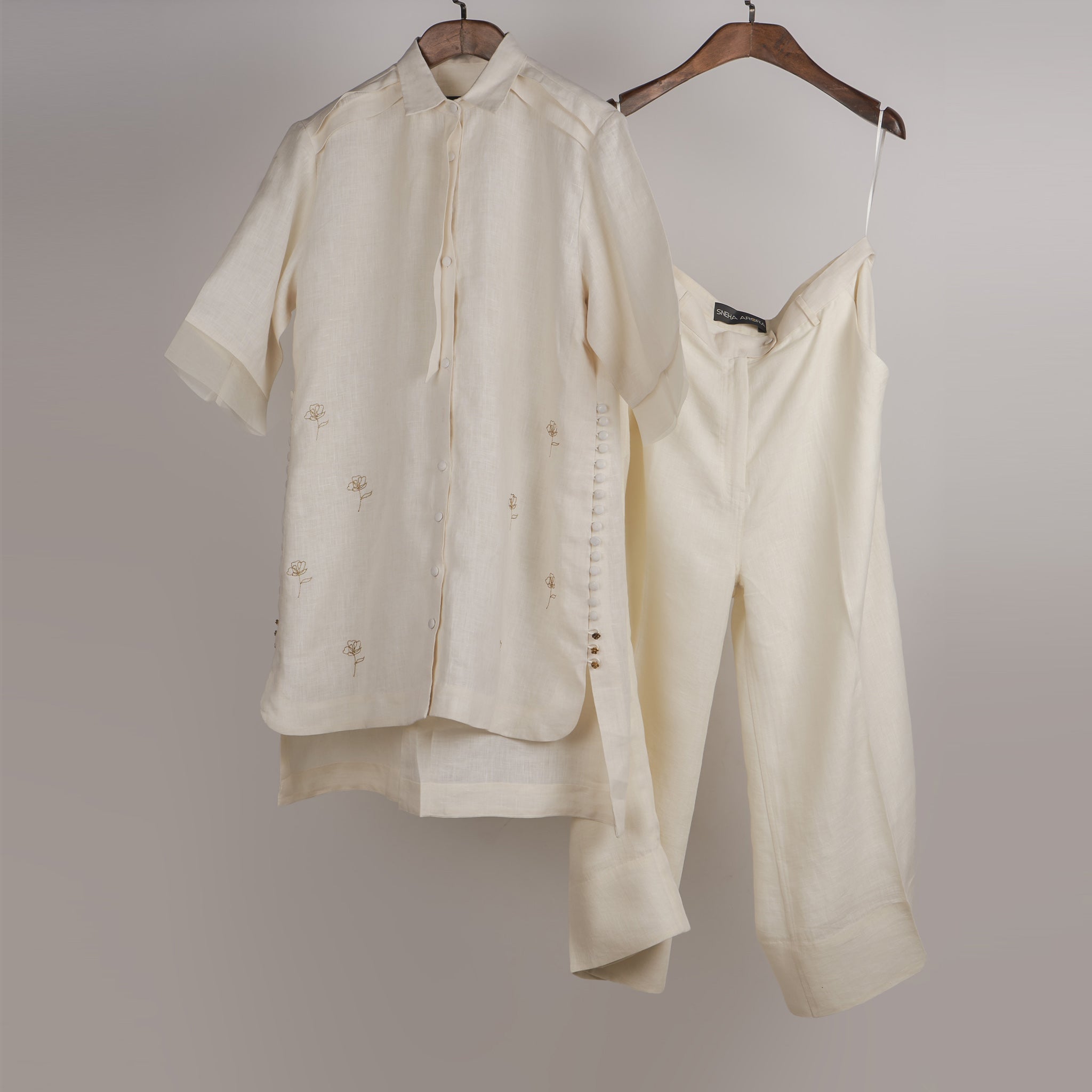 Off-White solid embroidered Linen Co-ord Set